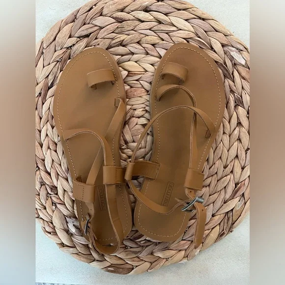 Evereve slippers hot sale